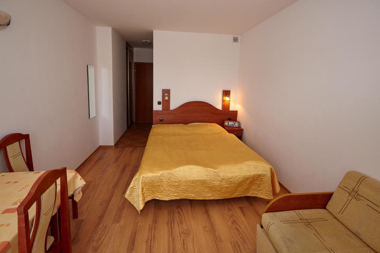 Osrodek Madamaku Hotel Sianozety Ngoại thất bức ảnh